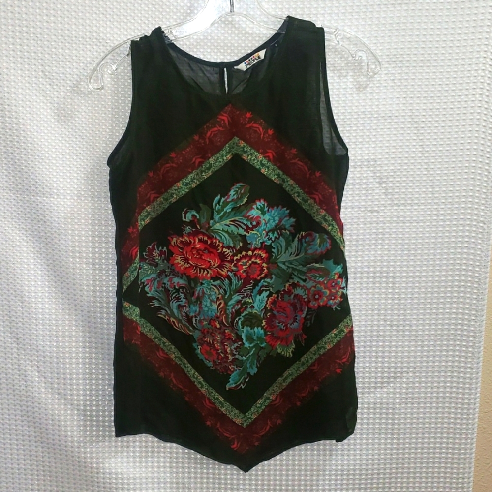 4/20 PEOPLE Women's Sleeveless Tank Top Black Floral Pattern Scoop Neck- Small